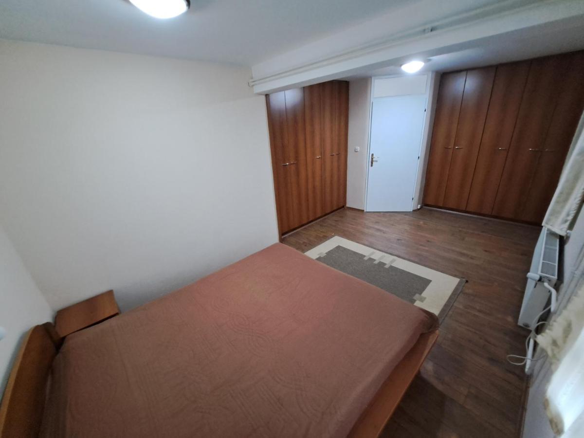 Skopje Panorama Apartamento Exterior foto